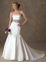 Distinctive Satin Strapless Mermaid Wedding Dress