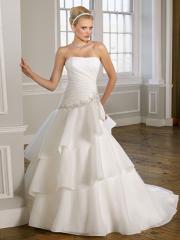 Elegant A-Line Strapless Organza Wedding Dress with Layers Skirt