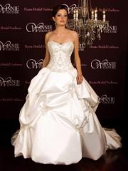 Elegant Ball Gown Strapless Satin Wedding Dress
