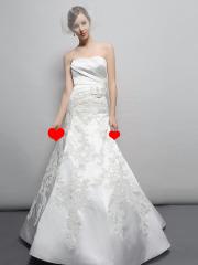 Elegant High Quality Strapless Embroidered White Satin A-line Wedding Dress with Sweep Train