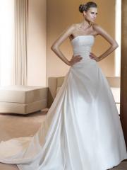 Elegant Taffeta Strapless A-Line Zipper Wedding Dress