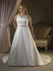 Eye-Catching Scoop Satin A-Line Plus Size Wedding Dress