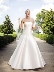 Fabulous Strapless A-Line Wedding Gown of Bow Front
