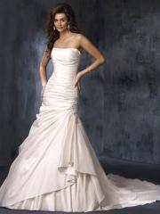 Fabulous Strapless Taffeta Ruched Gown in A-Line Silhoutte
