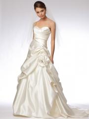 Fanciful Sweetheart Satin A-Line Gown of Hand-Made Flower