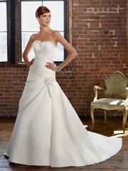 Fashionable Satin A-Line Strapless Sweetheart Wedding Dress