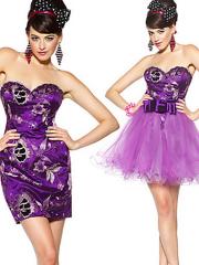 Glamorous Sweetheart Cocktail or Homecoming Style Dress of Regency Printed Satin and Tulle Skirt