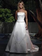 Gorgeous Princess Satin Nuptial Gown of Decorative Embroidery