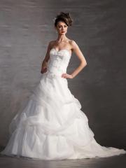 Modern Form-Fitting Bodice Strapless Sweetheart Neckline Dress Wedding Dresses