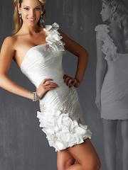 One-Shoulder White Stretch Chiffon Short Length of Flowers Front Cocktail Dresses