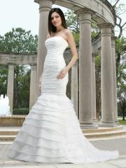 Organza Mermaid Gown with A Strapless Neckline And Horizontal Layers Wedding Dresses