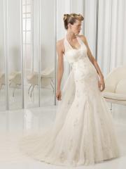 Pretty Lace Embellished Tulle Mermaid Gown for Wedding