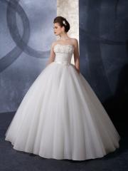 Romantic Organza Strapless Ball Gown Wedding Dress
