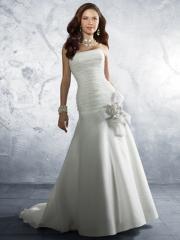 Sophisticated Strapless Chapel Train Gown of Organza Fabric