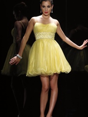 Spaghetti Strap Neck Daffodil Tulle Short Length Homecoming Dress of Sequined Band at Waist