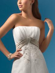 Splendid Strapless Beaded Gown for Bridal Event