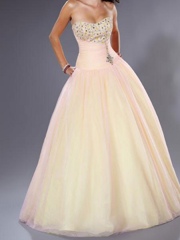 Strapless Ball Gown Floor Length Ivory Tulle Quinceanera Dress with Rhinestone Front