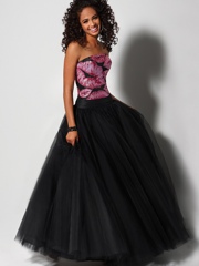 Strapless Floor Length Black Organza Made Quinceanera Ball Gown Dress on Sale