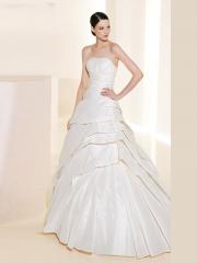 Strapless Neckline with Asymmetric Ruffled Made Luxurious Wedding Dress