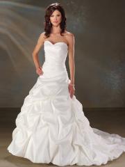 Strapless and Sweetheart Neckline Combination with Pick-Up Design Wedding Dress