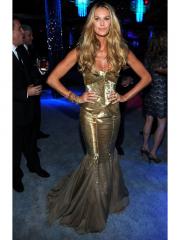 Stunning Mermaid Evening Dress with Gold Sequins