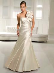 Stunning One-Shoulder Satin Wedding Dress of Three Dimensional Flower
