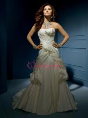 Sumptuous Strapless Taffeta Gown of Pick-Up and Appliques