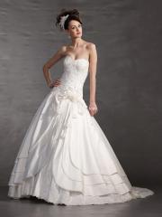 Sweetheart Neckline And A Dropped Waist and Handmade Flowers Wedding Dresses