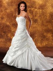 Taffeta with Pick-Up Design In Chapel Train Elegant Wedding Dress