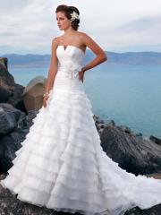 The Wonderful A-Line Beaching Wedding Dress of Strapless with Layers