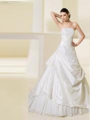 Strapless Neckline with A-Line Silhouette Beautiful Wedding Dress